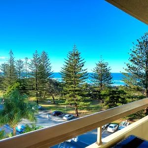 4* Aparthotel Oceania On Burleigh